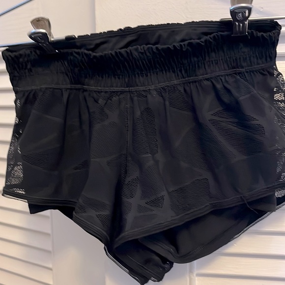 Exercise shorts - Picture 1 of 3